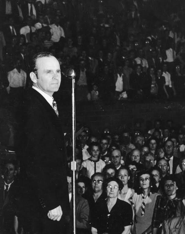 Forkynnelse av Bro. William M. Branham Forkynnelse av Bro. William M. Branham